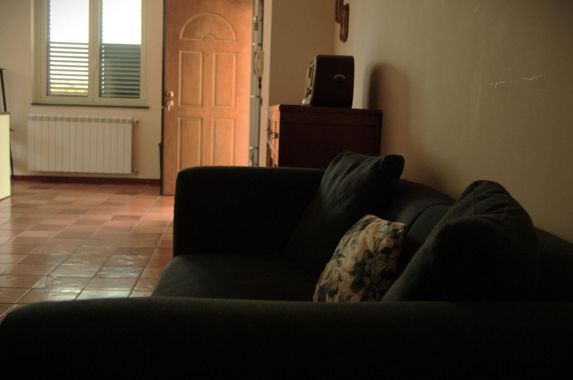 A Nespulara Bed & Breakfast Galati Marina ภายนอก รูปภาพ